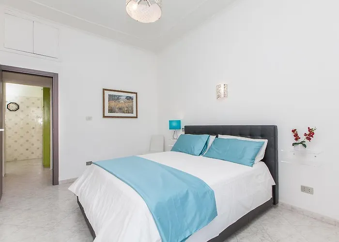 Guest house Apartop 3*