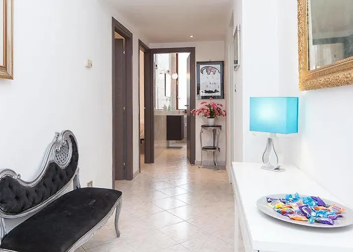 Apartop 3* Rome