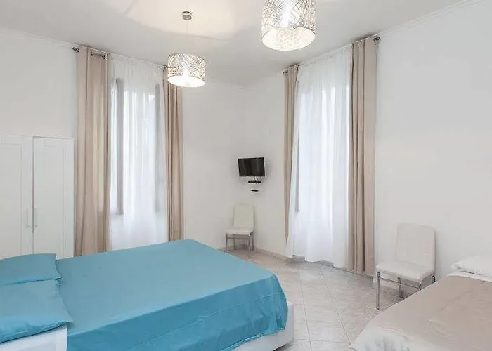 Guest house Apartop 3*
